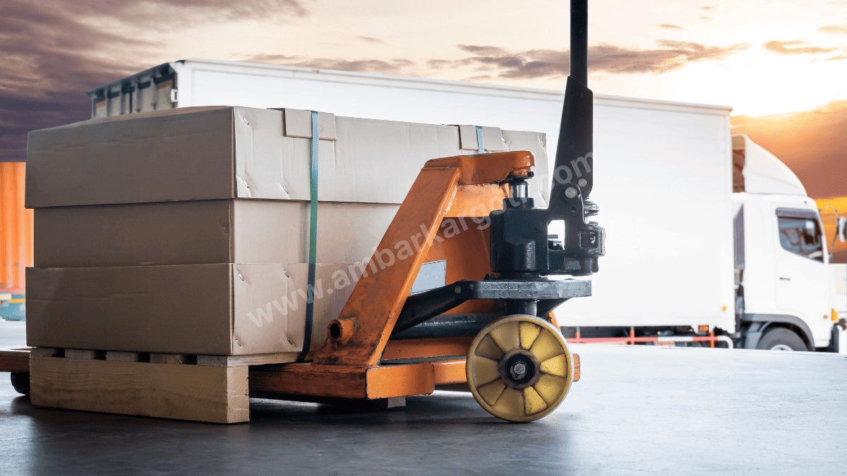 Derik Paletli Yük Taşıma